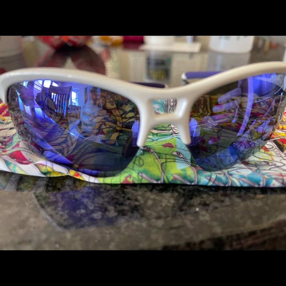 Women’s Oakley Sunglasses